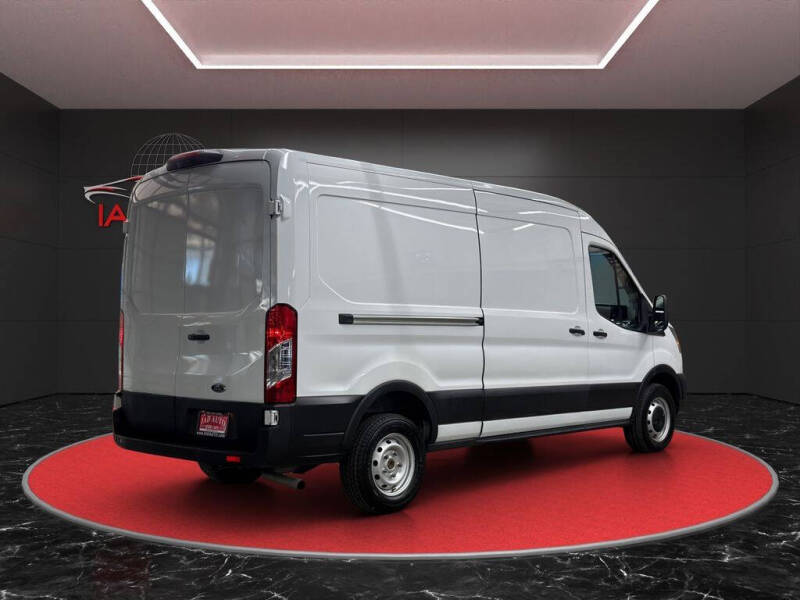 2023 Ford Transit