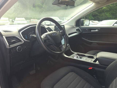 2021 Ford Edge SE