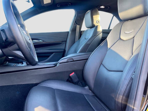 2025 Cadillac CT4 Premium Luxury