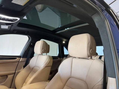 2024 Porsche Macan S