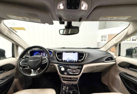 2021 Chrysler Pacifica Touring L