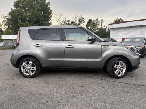2019 Kia Soul +