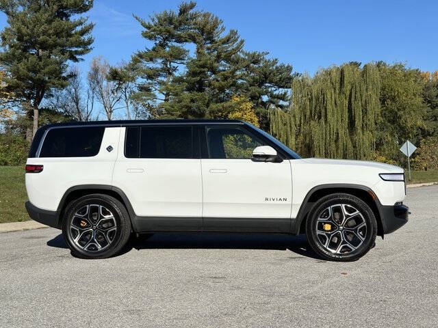 2022 Rivian R1S Launch Edition