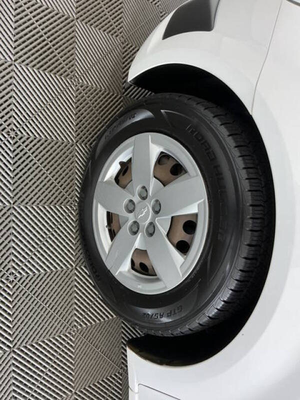 2015 Chevrolet Sonic LS Auto