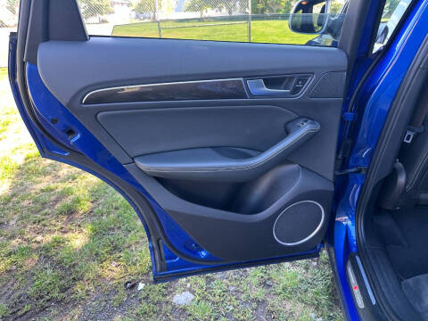 2015 Audi SQ5 3.0T quattro Premium Plus