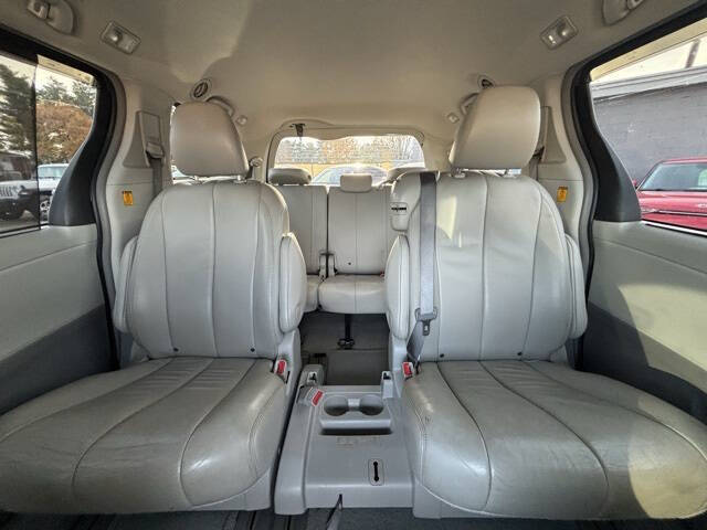 2013 Toyota Sienna