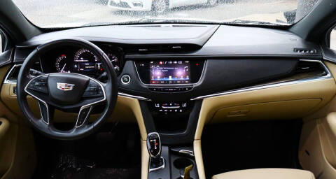 2017 Cadillac XT5