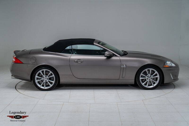 2011 Jaguar XKR