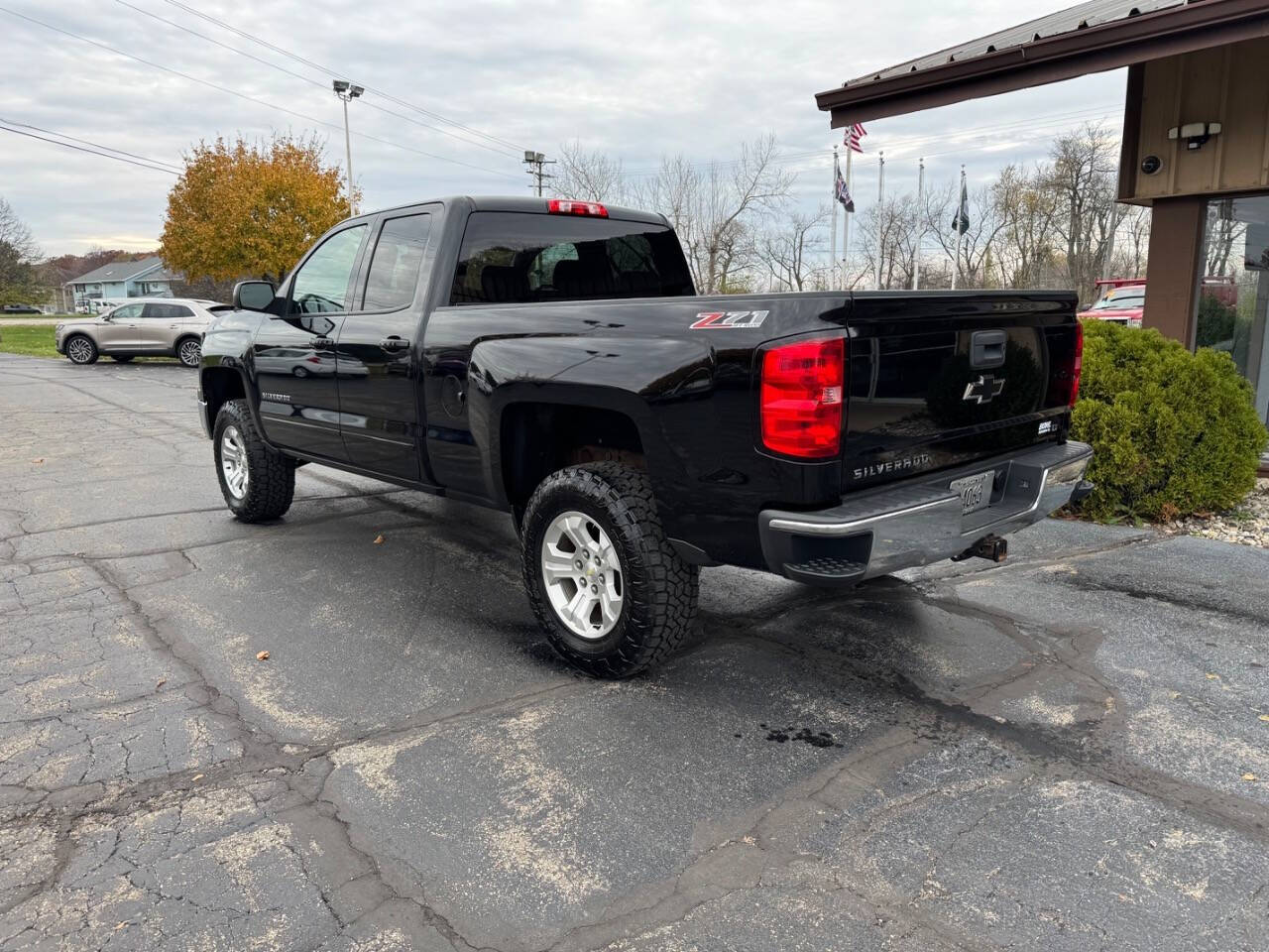 2015 Chevrolet Silverado 1500 for sale at BOHL AUTOMOTIVE in Racine, WI