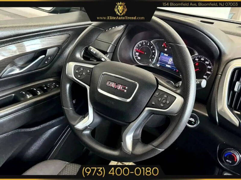 2022 GMC Terrain SLE