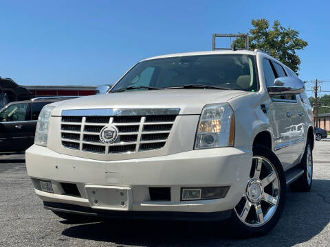 2007 Cadillac Escalade ESV for sale at MAGIC AUTO SALES in Little Ferry NJ