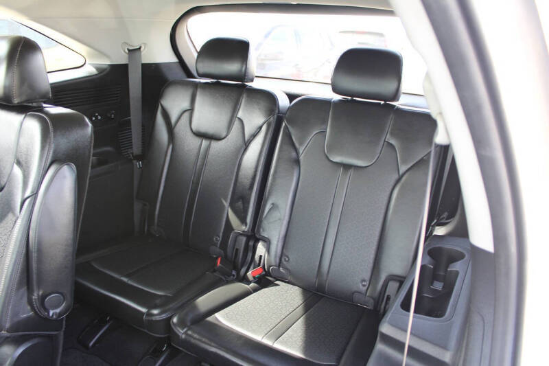 2022 Kia Sorento X-Line S