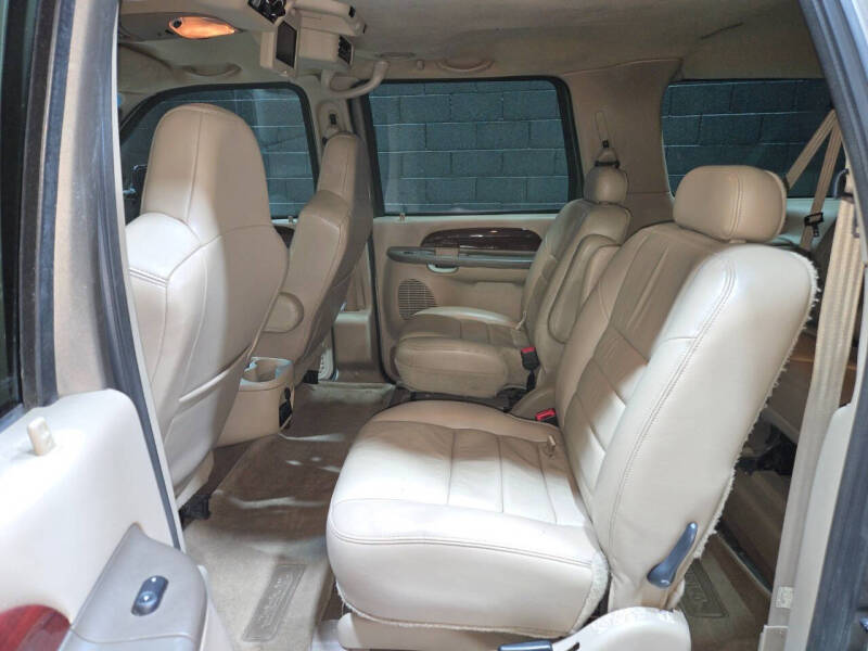 2004 Ford Excursion Limited