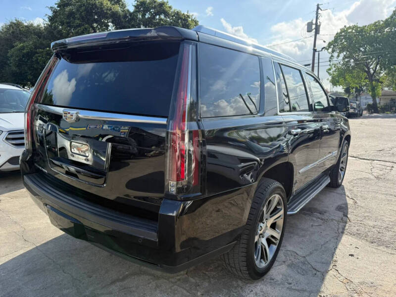 2015 Cadillac Escalade Luxury