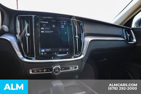 2024 Volvo S60 B5 Core Dark Theme