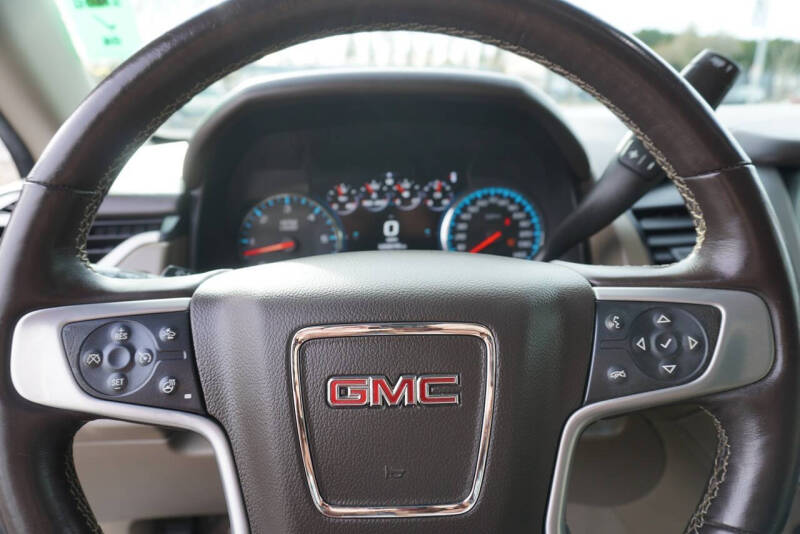 2017 GMC Yukon SLT