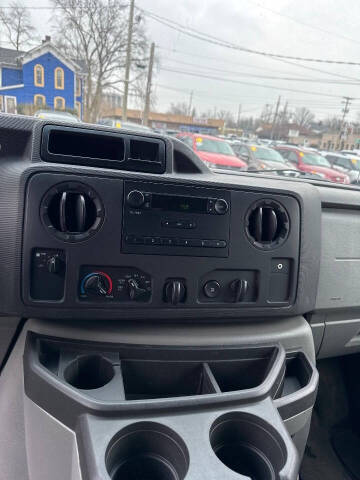 2013 Ford E-Series