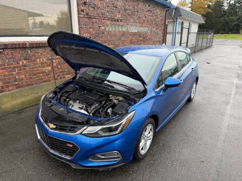 2017 Chevrolet Cruze LT Auto