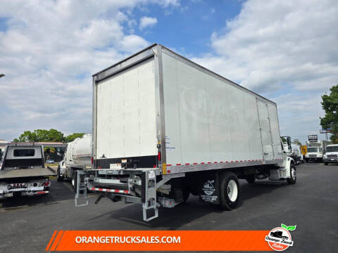 2023 Freightliner M2 106