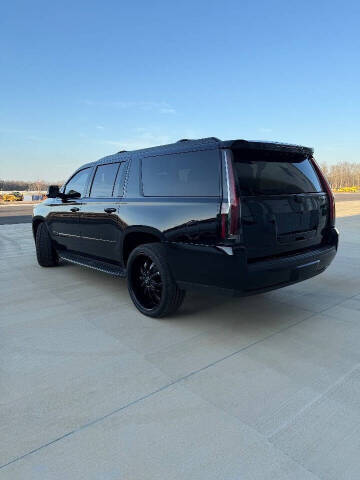 2016 Cadillac Escalade ESV Luxury Collection