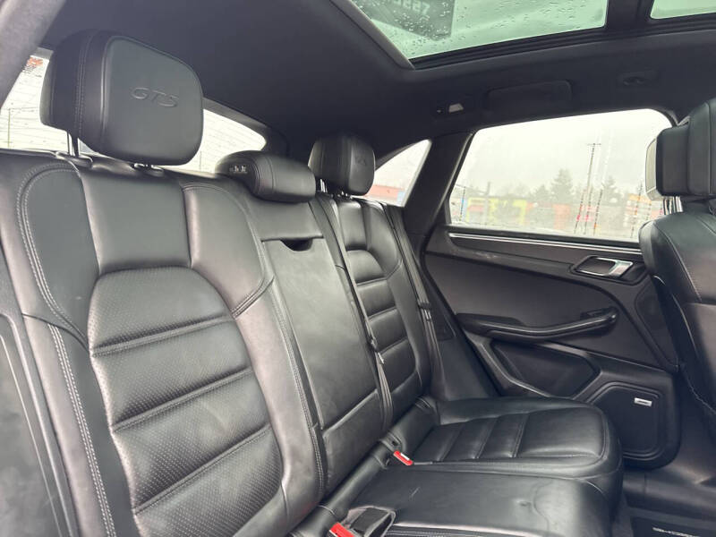 2017 Porsche Macan GTS