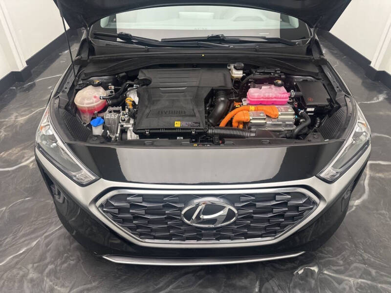 2022 Hyundai Ioniq Hybrid SE