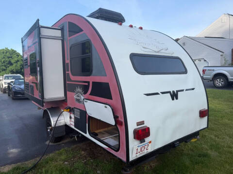2016 Winnebago CAMPER