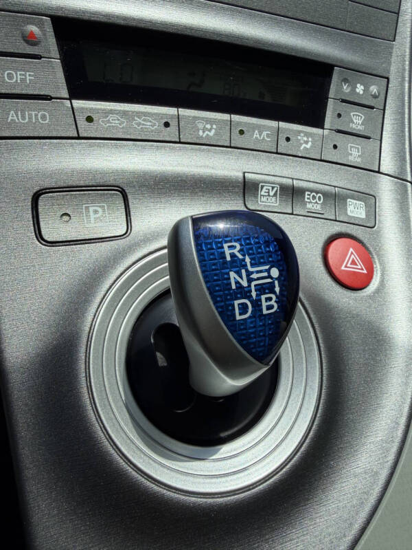 2013 Toyota Prius Three