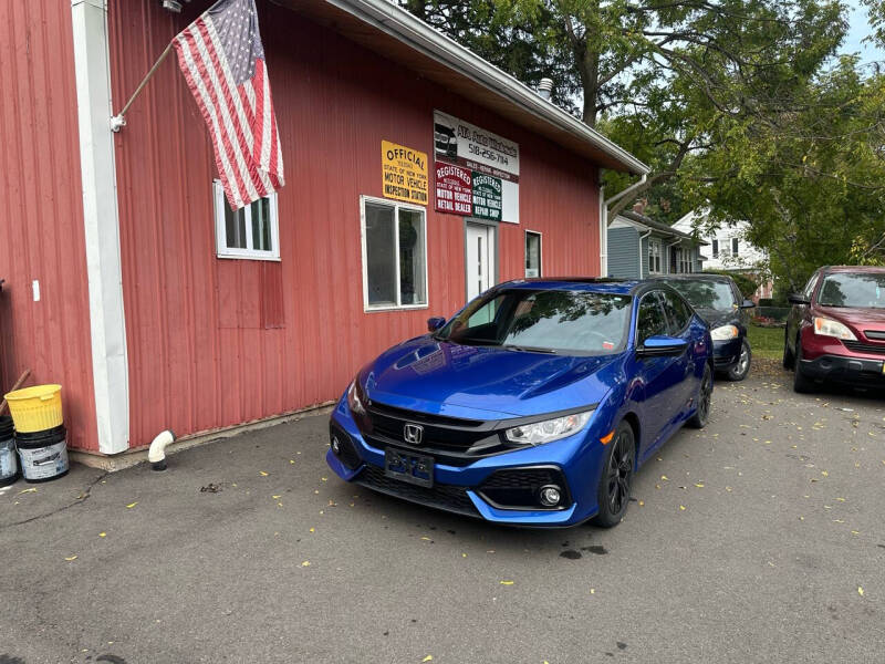 2019 Honda Civic Hatchback EX photo 3