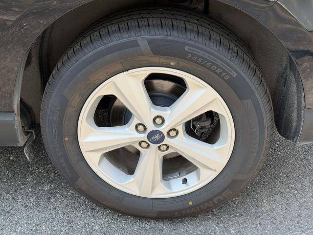 2020 Ford Edge SE
