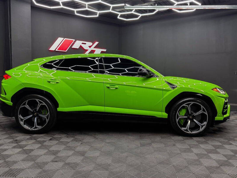 2021 Lamborghini Urus