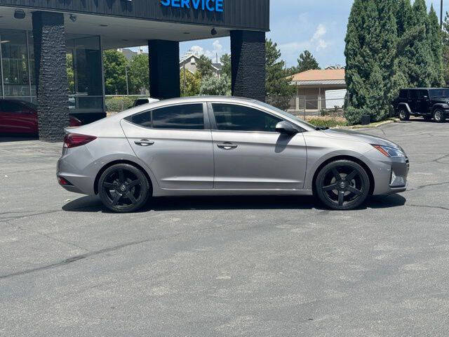 2020 Hyundai ELANTRA for sale at Axio Auto Boise in Boise, ID