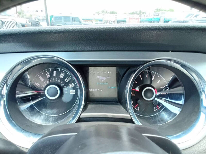 2014 Ford Mustang V6 Premium