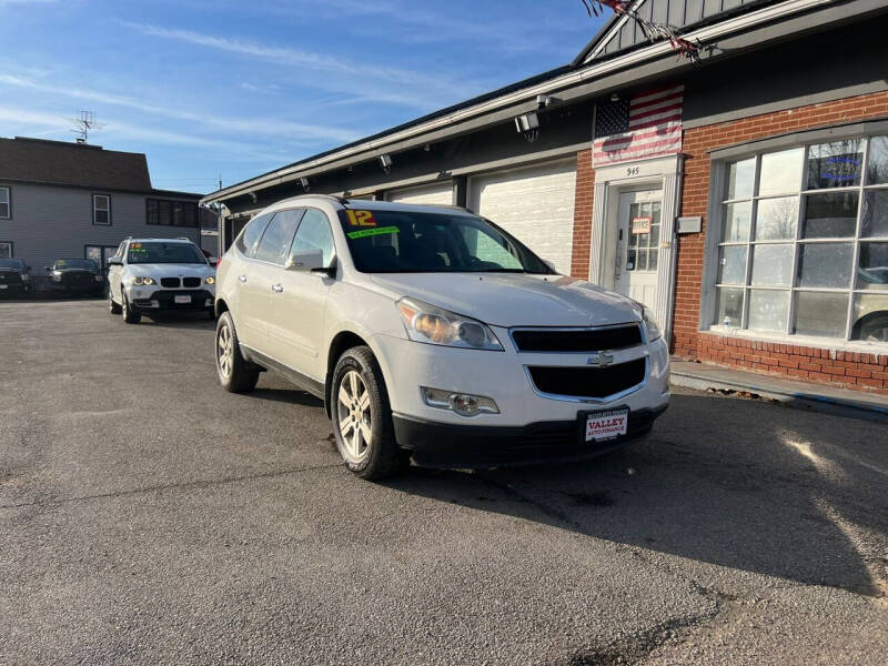 2012 Chevrolet Traverse for sale at Valley Auto Finance in Warren OH