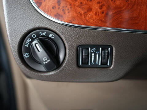 2014 Chrysler Town and Country Touring-L