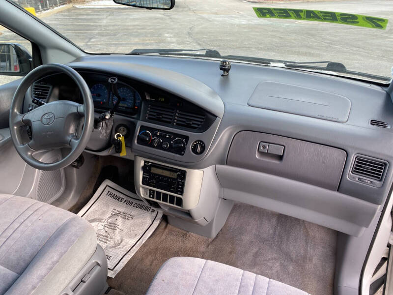2001 Toyota Sienna LE