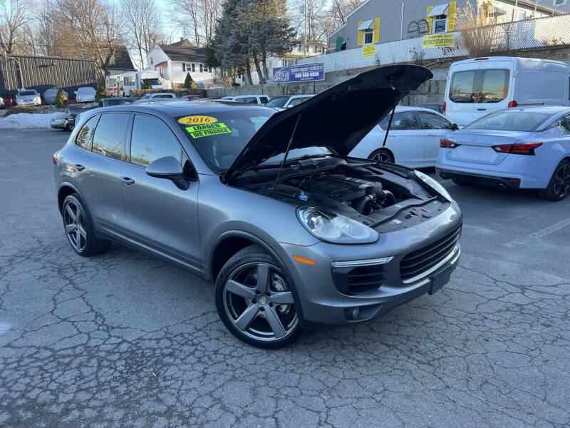 2016 Porsche Cayenne S