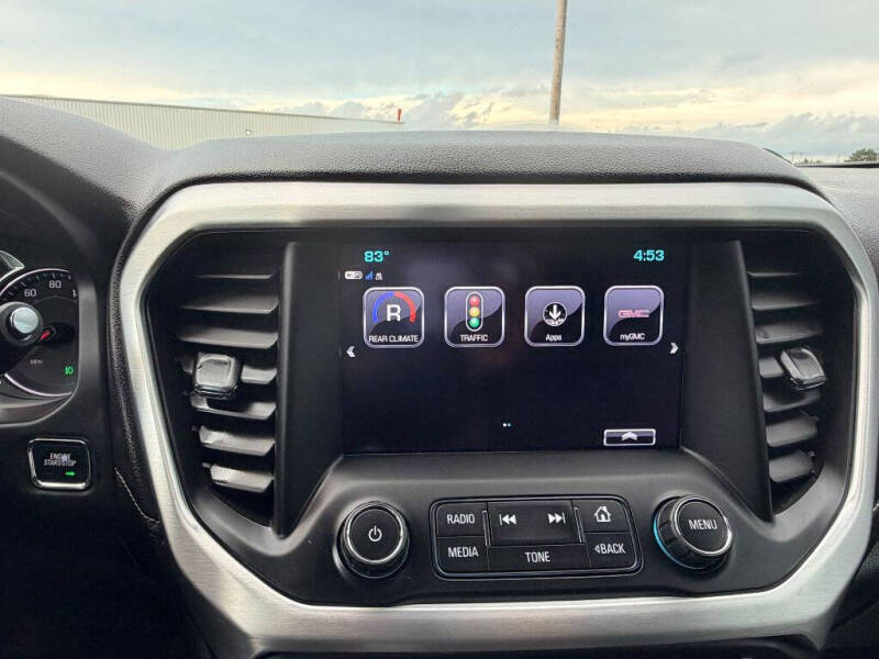 2019 GMC Acadia SLT-1