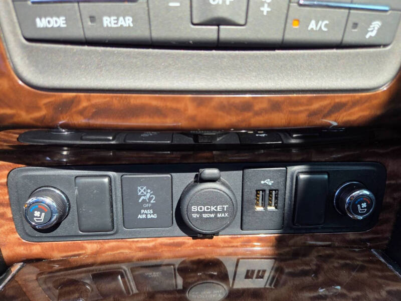 2020 Nissan Armada Platinum