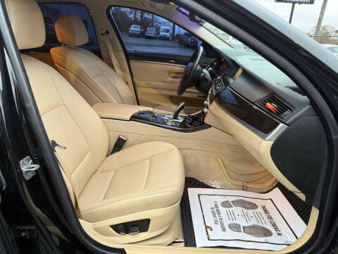 2013 BMW 5 Series 528i