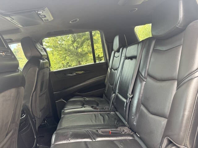 2017 Cadillac Escalade ESV Platinum