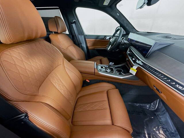 2026 BMW X7 ALPINA XB7