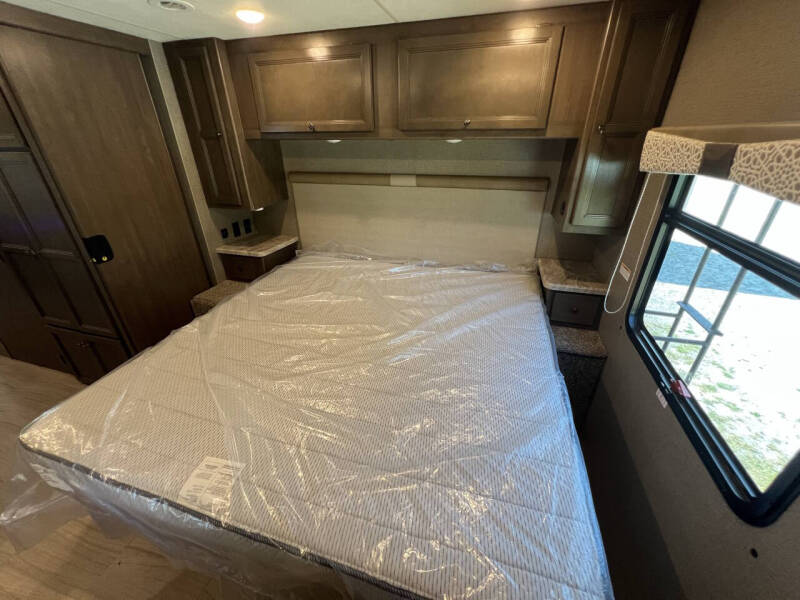 2021 Thor Motor Coach Windsport 34J