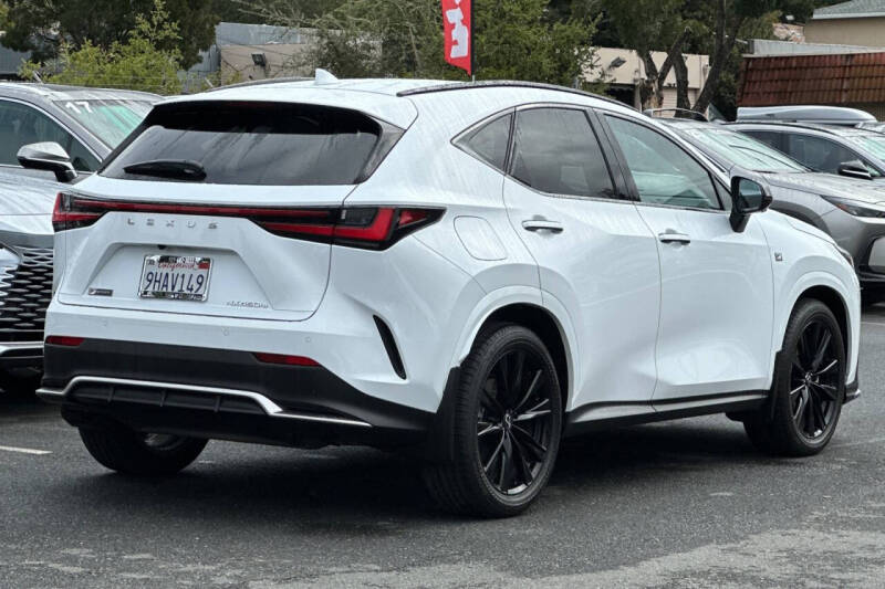 2024 Lexus NX 450h+ F SPORT Handling