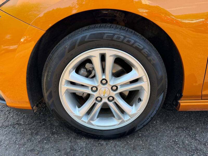 2017 Chevrolet Cruze LT Auto