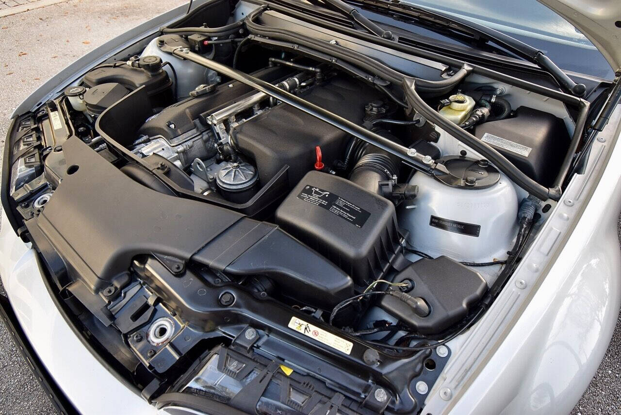 2003 BMW M3 68