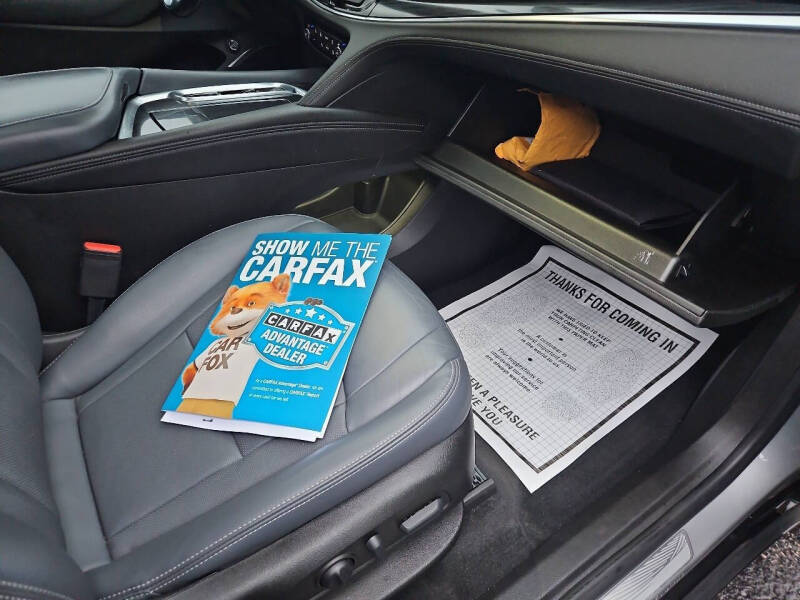 2023 Buick Enclave Essence