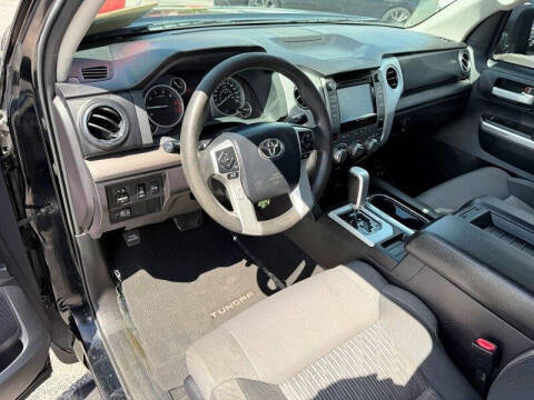 2016 Toyota Tundra SR5