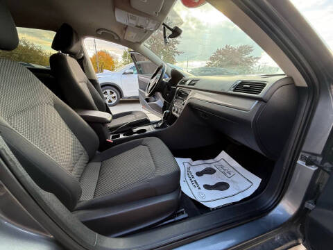 2012 Volkswagen Passat S