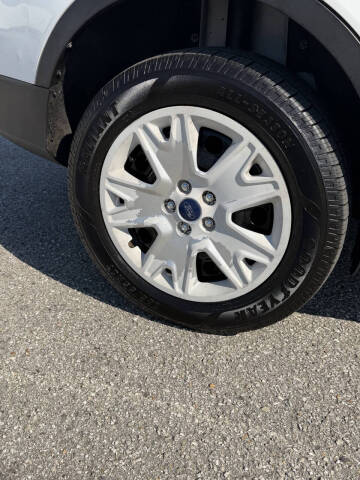 2017 Ford Escape S